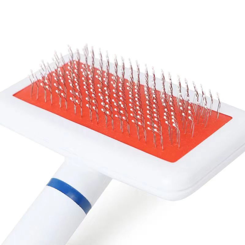 The SilkComb – Stainless Steel Detangling Comb for Cats & Dogs