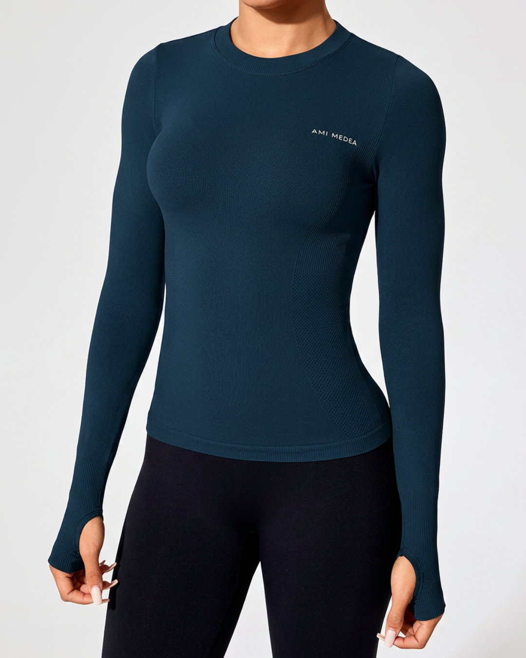 Styledora Essential Seamless Long Sleeve Top