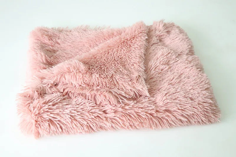 Winter Dog Bed Blanket – Warm & Soft Pet Cushion Mat (All Sizes)