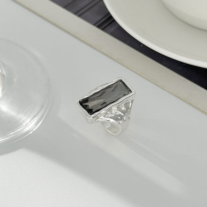 New Grey Crystal Geometric Ring Women Minimalist Design Silver Color Square Finger Rings Asymmetrical Zircon Daily Wear Jewelry