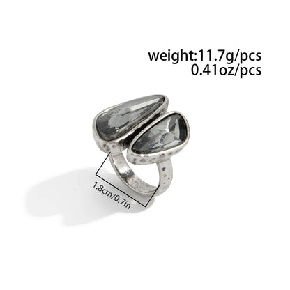 New Grey Crystal Geometric Ring Women Minimalist Design Silver Color Square Finger Rings Asymmetrical Zircon Daily Wear Jewelry