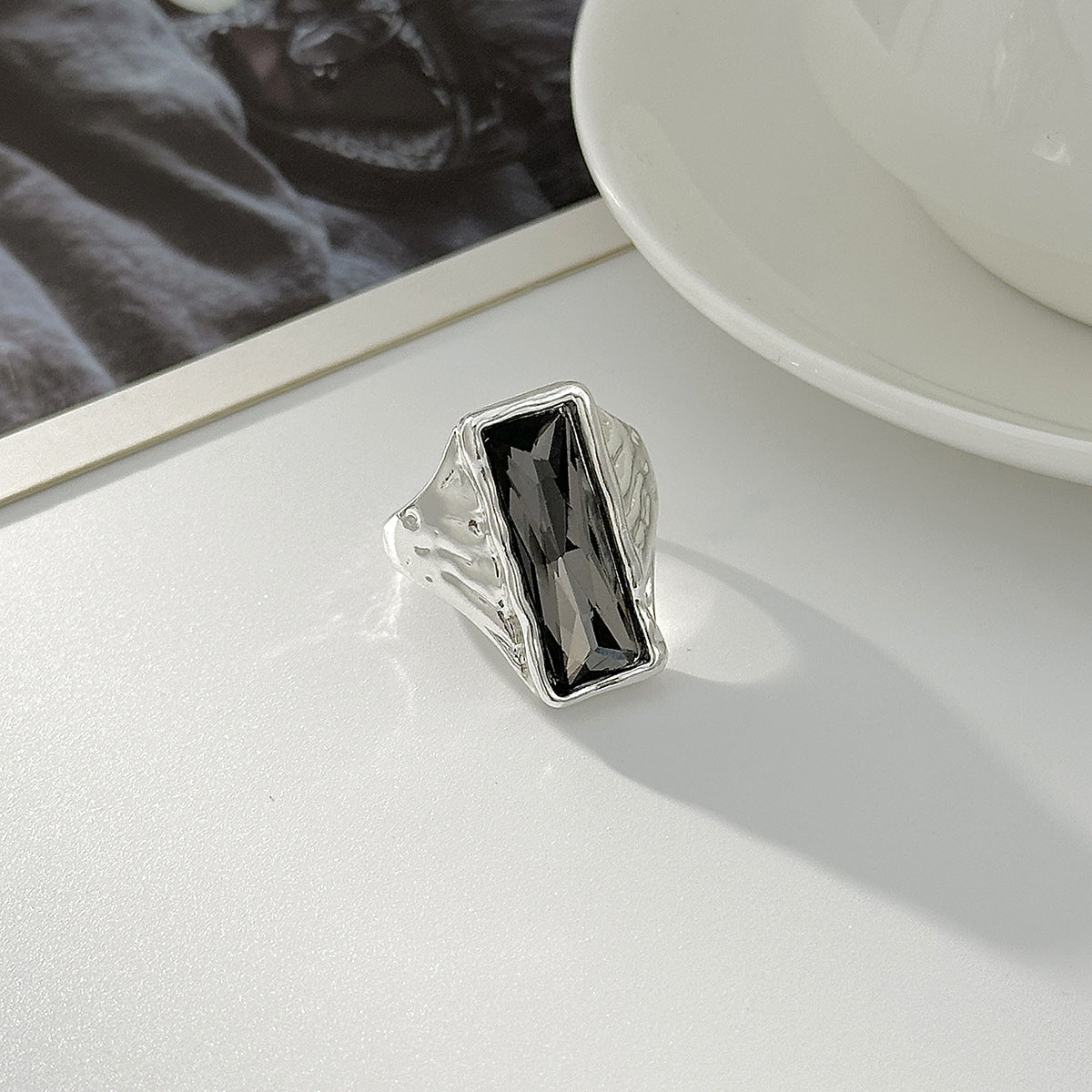 New Grey Crystal Geometric Ring Women Minimalist Design Silver Color Square Finger Rings Asymmetrical Zircon Daily Wear Jewelry