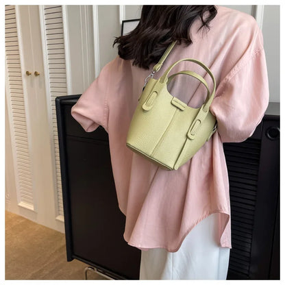 Bucket Handbags Women 2026 New Large Capacity Shoulder Crossbody Bags Luxury Designer Ladies Texture Leatrher Tote Bags