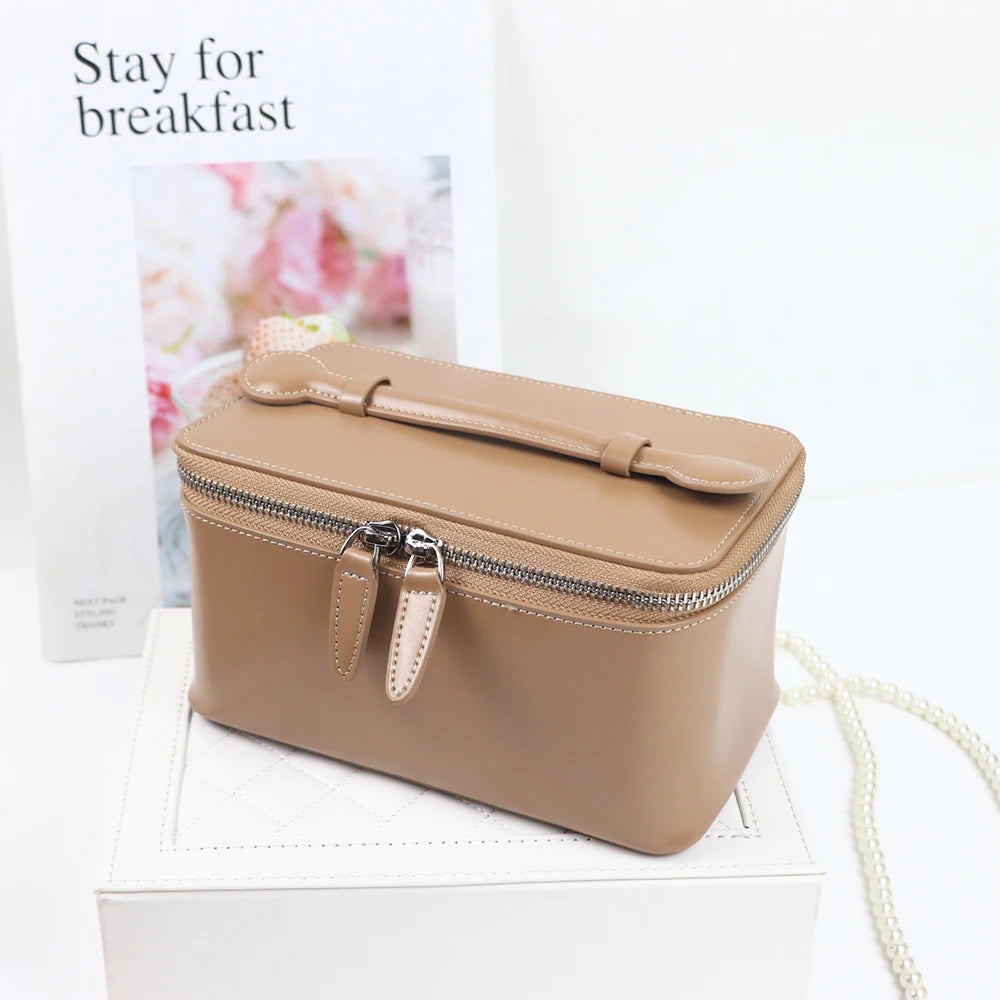 Customized name leather hand-held makeup case and beauty bag, portable storage large-capacity handbag