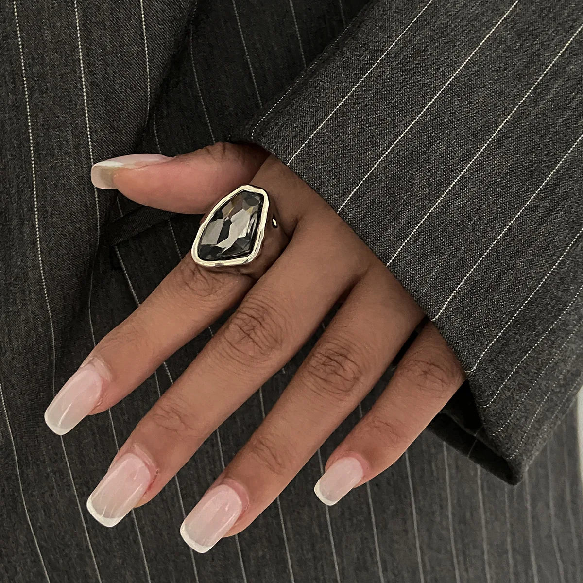 New Grey Crystal Geometric Ring Women Minimalist Design Silver Color Square Finger Rings Asymmetrical Zircon Daily Wear Jewelry