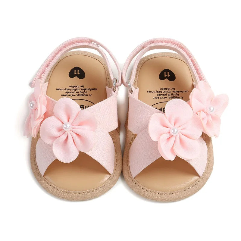Sandálias de verão para bebês meninas de 0 a 18 meses, decorações de flores 3d fofas, sapatos de sola plana antiderrapantes, sapatos para primeiros passos recém-nascidos