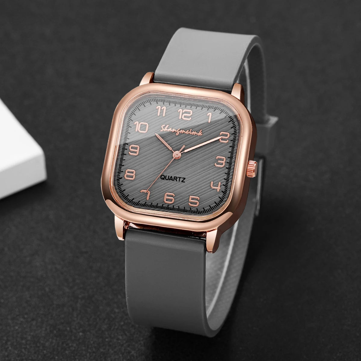 2PCS Fashion Square Arabic Dial Women Watches Heart Bracelet Set Casual Silicone Strap Quartz Watch Reloj Mujer（Without Box）