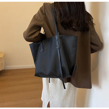 Women Handbags large Capacity Tassels Female Shoulder Bags Soft Oxford Travel big Totes new ladies Hand Bag black