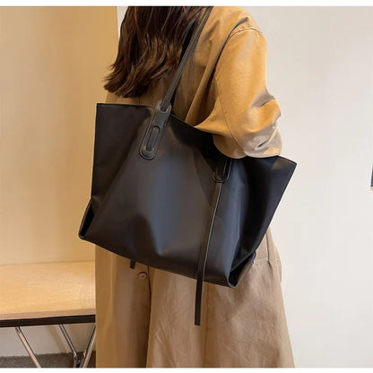 Women Handbags large Capacity Tassels Female Shoulder Bags Soft Oxford Travel big Totes new ladies Hand Bag black