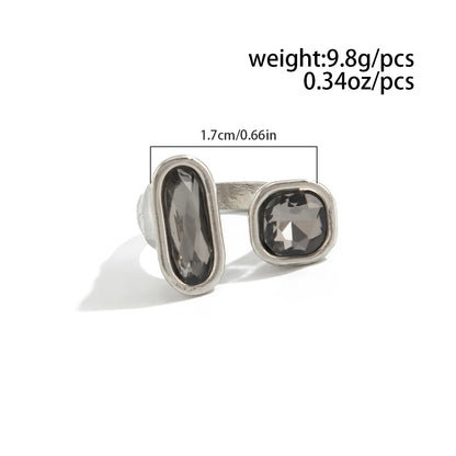 New Grey Crystal Geometric Ring Women Minimalist Design Silver Color Square Finger Rings Asymmetrical Zircon Daily Wear Jewelry