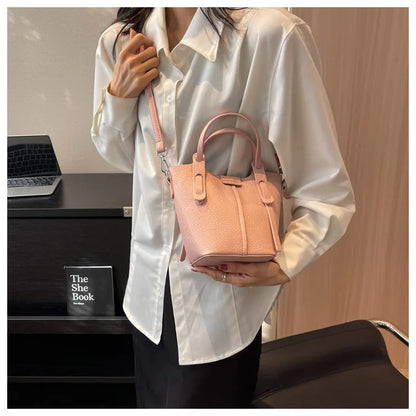 Bucket Handbags Women 2026 New Large Capacity Shoulder Crossbody Bags Luxury Designer Ladies Texture Leatrher Tote Bags