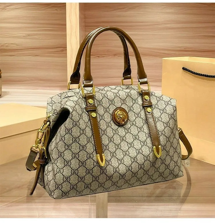 Handbag 2026 new retro printed versatile travel large capacity shoulder bag Boston crossbody bag multiple compartments