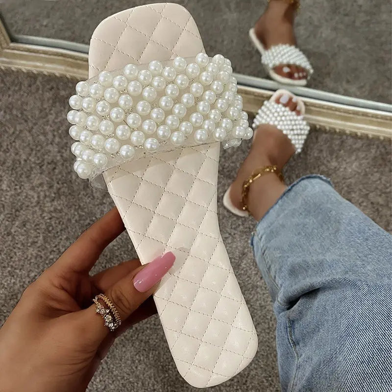 Novas Sandálias Casuais Femininas Primavera/Verão 2024 com Pérolas e Strass, Sapatos Planos de Cor Sólida