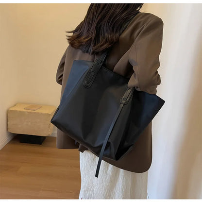 Women Handbags large Capacity Tassels Female Shoulder Bags Soft Oxford Travel big Totes new ladies Hand Bag black