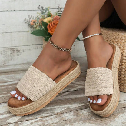 2025 Summer Women's Outdoor Platform Casual Round Toe Sandals