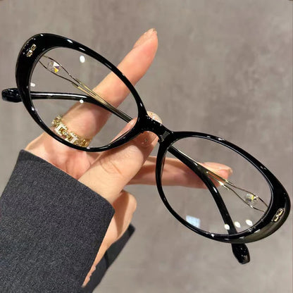 Fashionable No-makeup Reading Glasses For Women