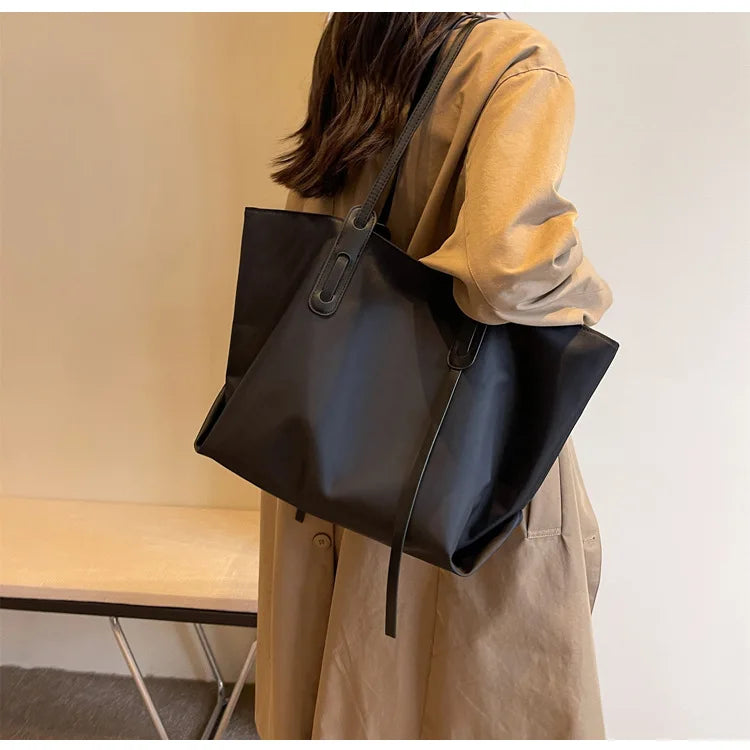 Women Handbags large Capacity Tassels Female Shoulder Bags Soft Oxford Travel big Totes new ladies Hand Bag black