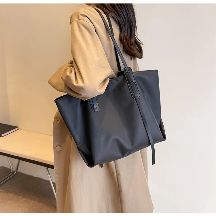 Women Handbags large Capacity Tassels Female Shoulder Bags Soft Oxford Travel big Totes new ladies Hand Bag black