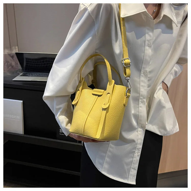 Bucket Handbags Women 2026 New Large Capacity Shoulder Crossbody Bags Luxury Designer Ladies Texture Leatrher Tote Bags
