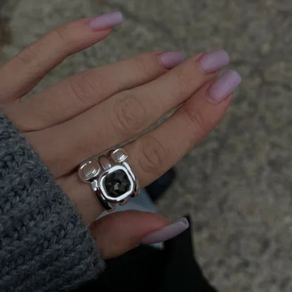 New Grey Crystal Geometric Ring Women Minimalist Design Silver Color Square Finger Rings Asymmetrical Zircon Daily Wear Jewelry