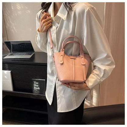 Bucket Handbags Women 2026 New Large Capacity Shoulder Crossbody Bags Luxury Designer Ladies Texture Leatrher Tote Bags