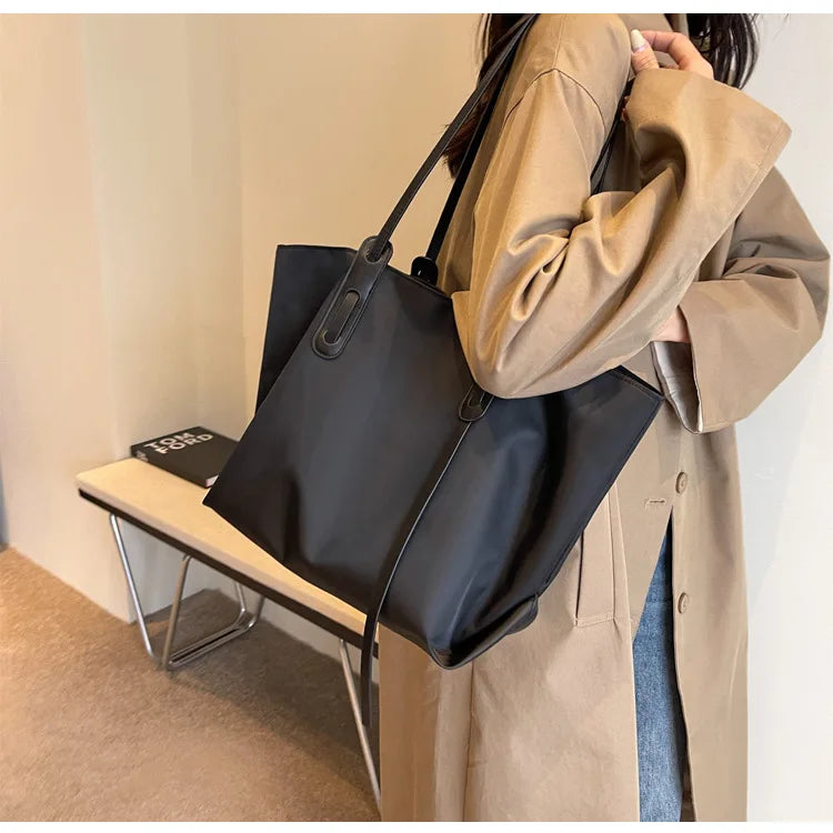 Women Handbags large Capacity Tassels Female Shoulder Bags Soft Oxford Travel big Totes new ladies Hand Bag black