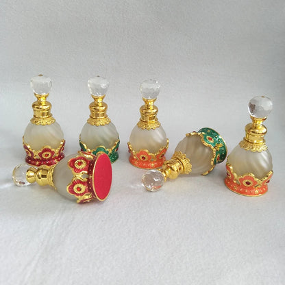 15ml Retro Arabic Dubai Metal Flower Perfume Bottle Essential Oil Attar Refillable Bottle Plum Blossom Flower Design 886