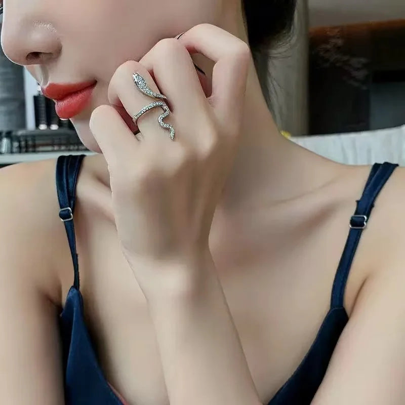 Simple And Delicate Retro Style Serpentine Micro-Inset Rhinestone Men's And Women's Open Rings, Retro Elegance For Fashionable M