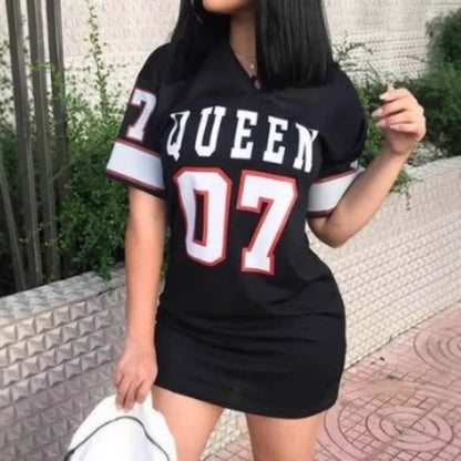 2025 New Fashion V-Neck Queen Letters Print Dress Short Sleeve