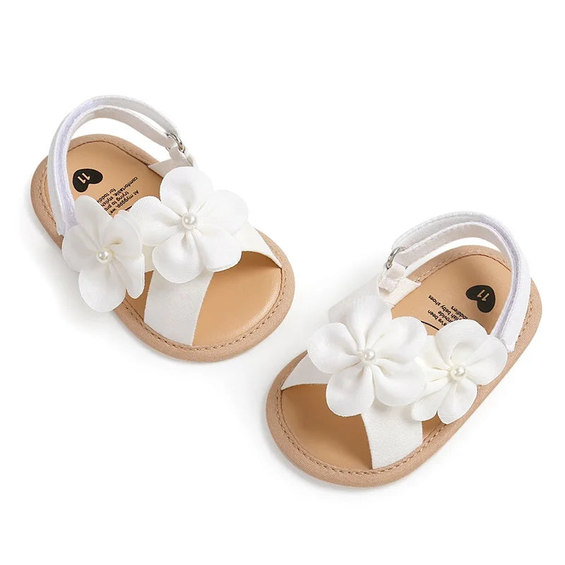 Sandálias de verão para bebês meninas de 0 a 18 meses, decorações de flores 3d fofas, sapatos de sola plana antiderrapantes, sapatos para primeiros passos recém-nascidos