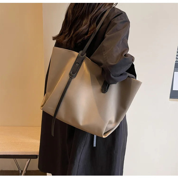 Women Handbags large Capacity Tassels Female Shoulder Bags Soft Oxford Travel big Totes new ladies Hand Bag black