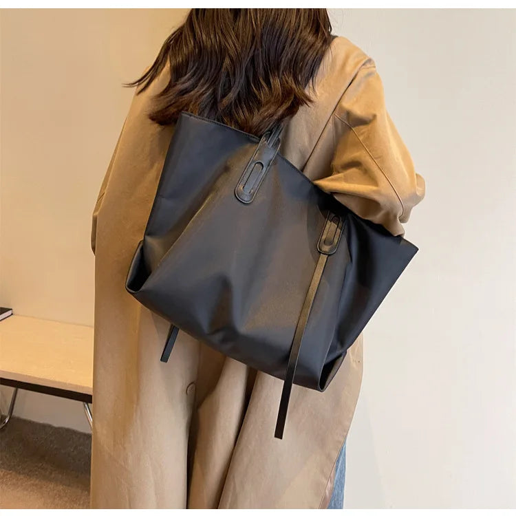 Women Handbags large Capacity Tassels Female Shoulder Bags Soft Oxford Travel big Totes new ladies Hand Bag black