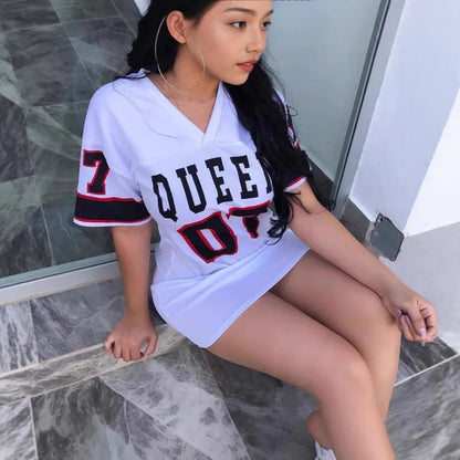 2025 New Fashion V-Neck Queen Letters Print Dress Short Sleeve