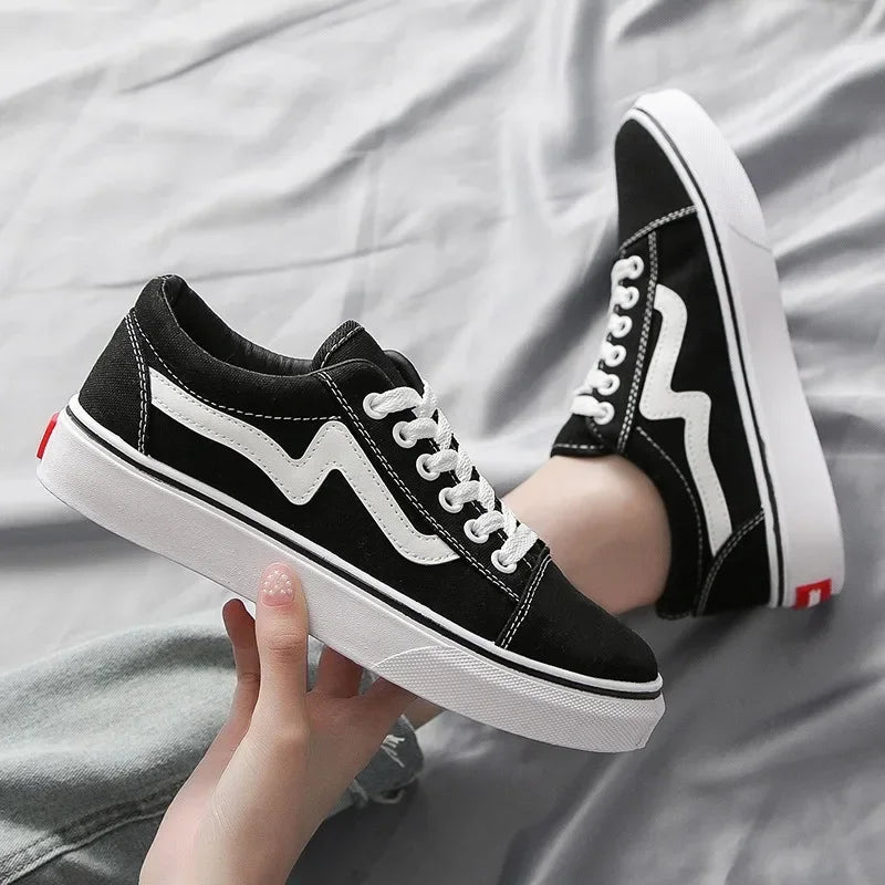 Women Outdoor Breathable Skateboarding Canvas Walking trainers Youth Students Flat Jogging Sneakers Low Upper White Shoes Tennis