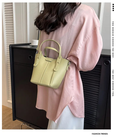 Bucket Handbags Women 2026 New Large Capacity Shoulder Crossbody Bags Luxury Designer Ladies Texture Leatrher Tote Bags