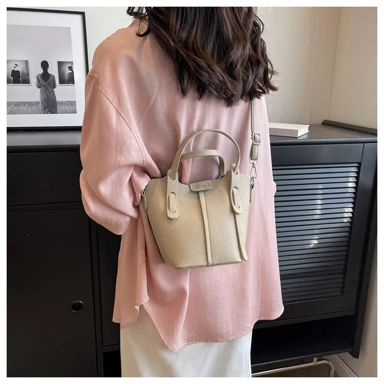 Bucket Handbags Women 2026 New Large Capacity Shoulder Crossbody Bags Luxury Designer Ladies Texture Leatrher Tote Bags