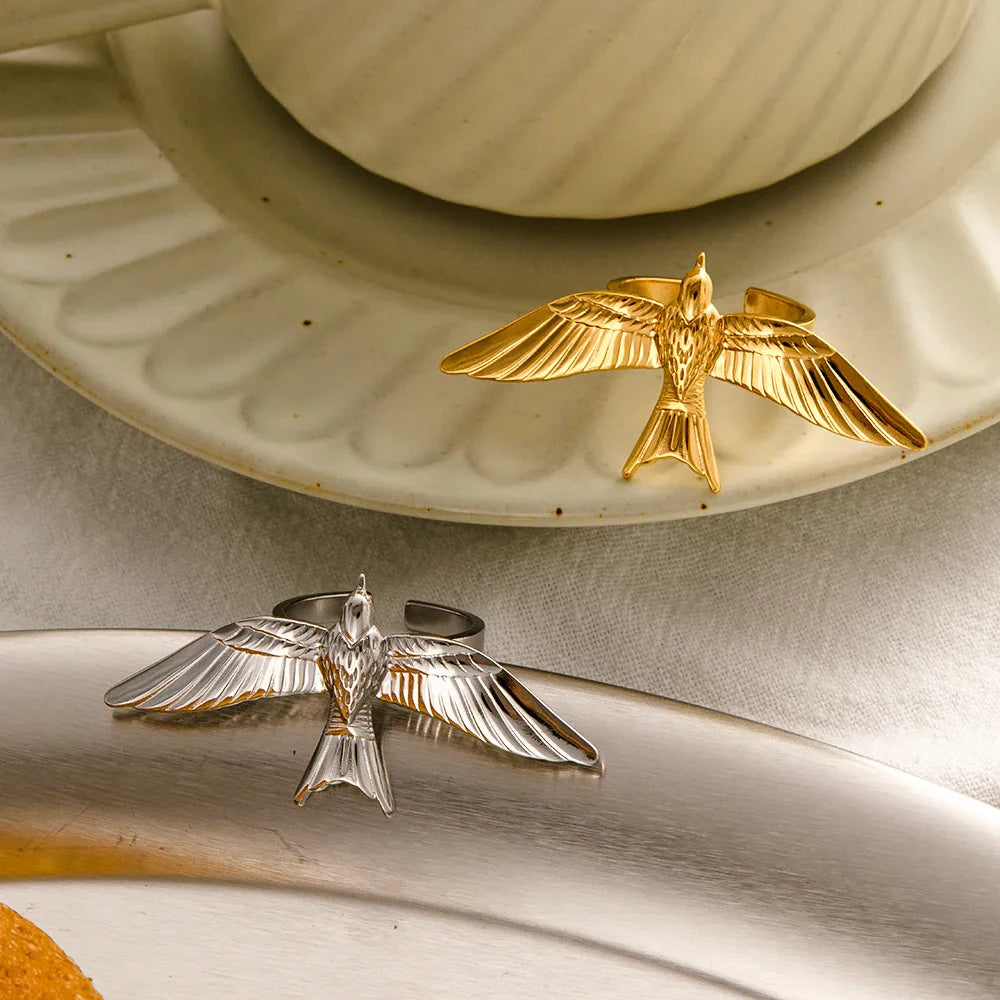 Stainless Steel 18k Gold Plated Vintage Stereoscopic Bird Shaped Open Rings for Women Waterproof Fashion Charm Jewelry Party