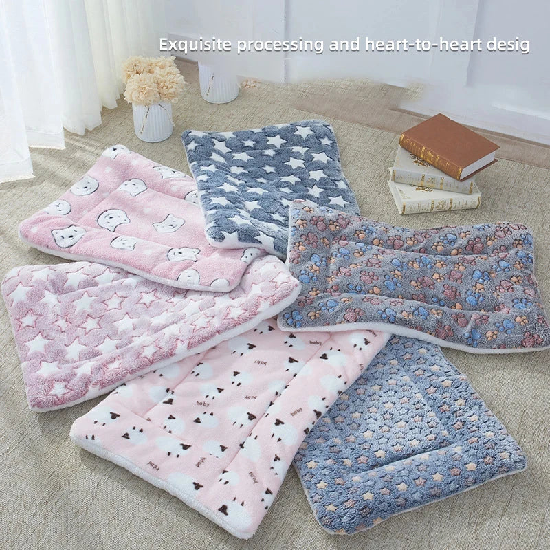 Soft Flannel Pet Sleeping Mat – Dog & Cat Bed | Warm Winter Blanket Cushion