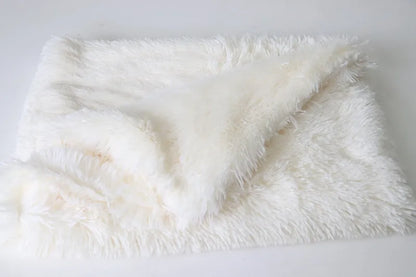 Winter Dog Bed Blanket – Warm & Soft Pet Cushion Mat (All Sizes)