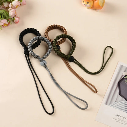 The WristWalk – Hands-Free Adjustable Nylon Dog Leash